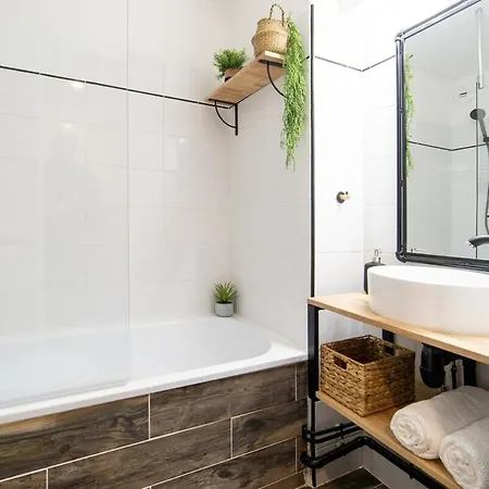 Apartment Le Charles - Terrasse Et Coeur De Montpellier